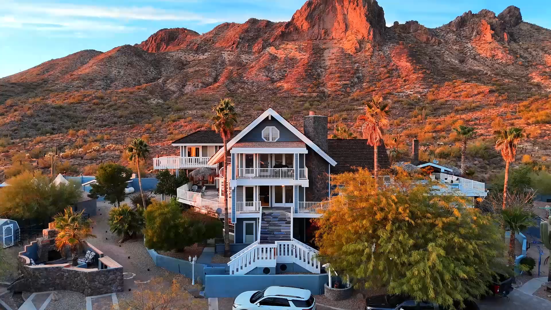 Thunder Rock and the Superstitions